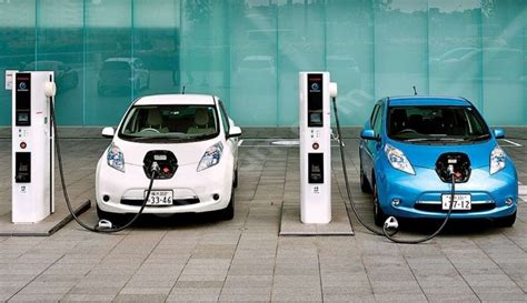 E­l­e­k­t­r­i­k­l­i­ ­o­t­o­m­o­b­i­l­ ­s­a­t­ı­ş­l­a­r­ı­n­ı­n­ ­2­0­2­4­­t­e­ ­v­i­t­e­s­ ­y­ü­k­s­e­l­t­m­e­s­i­ ­b­e­k­l­e­n­i­y­o­r­